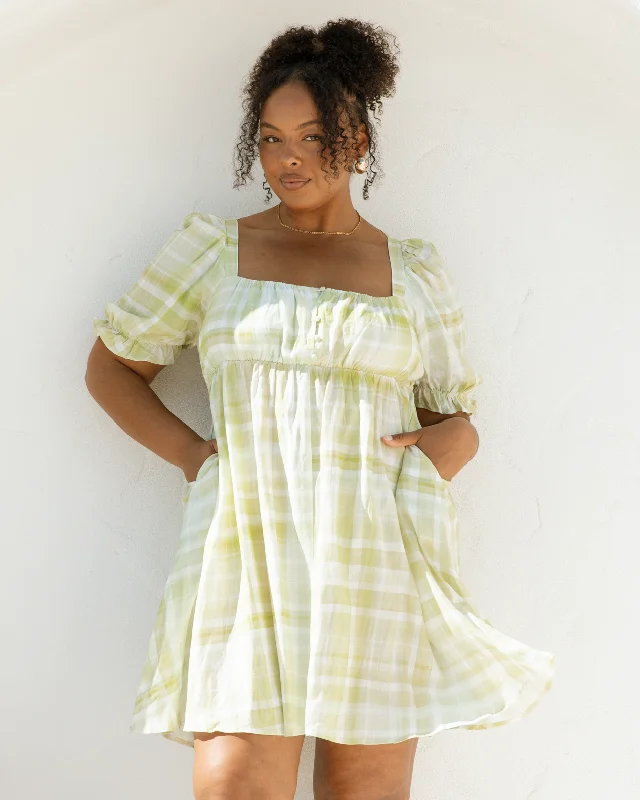 Weekend Exclusive Lotus Mini Dress | Green Gingham