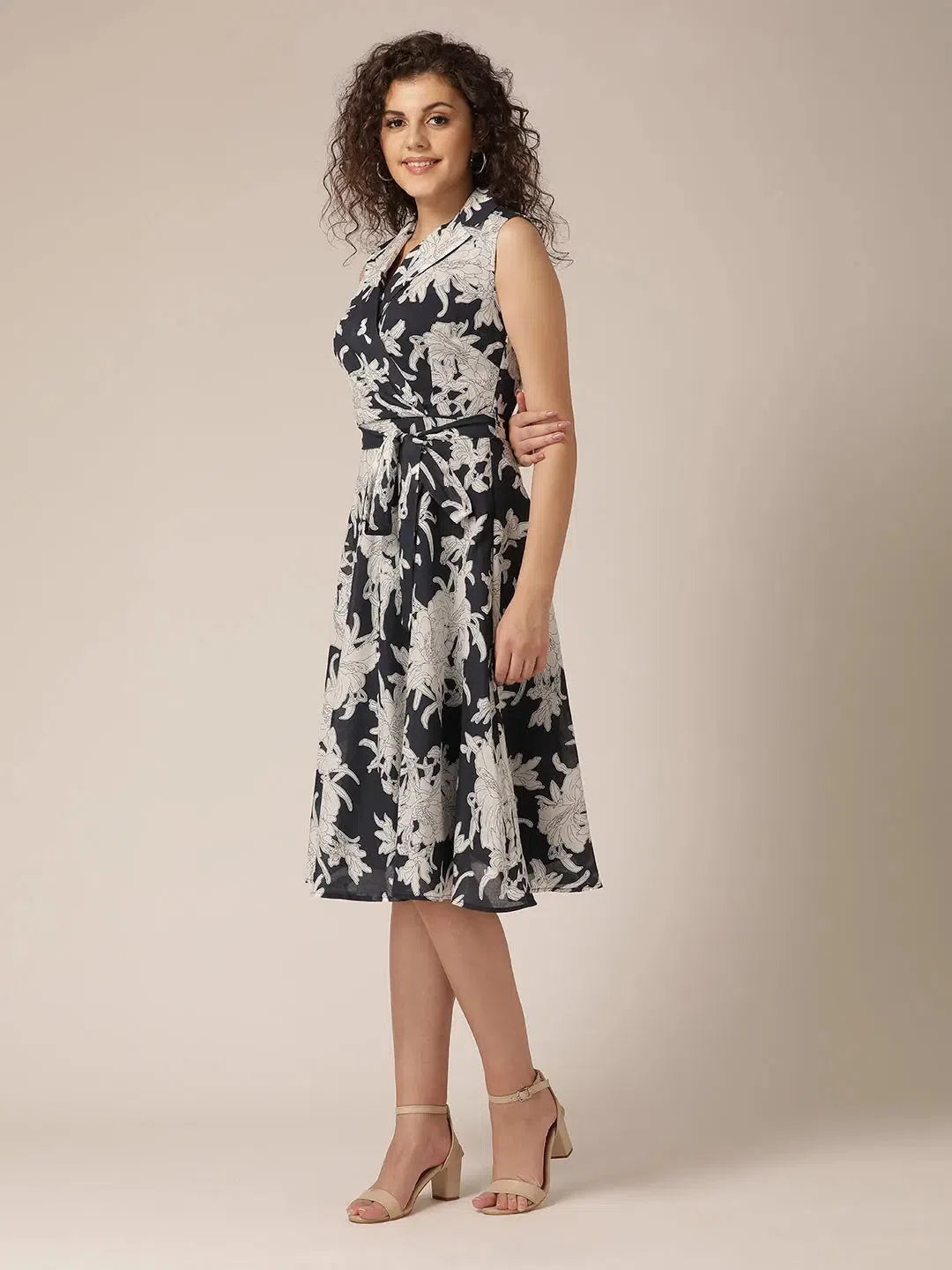 Fashion Forward Femininity Collar with waist tie midi Dress in Navy