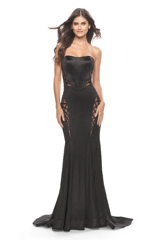 Graceful Fashion La Femme - 31601 Illusion Cutout Strapless Gown