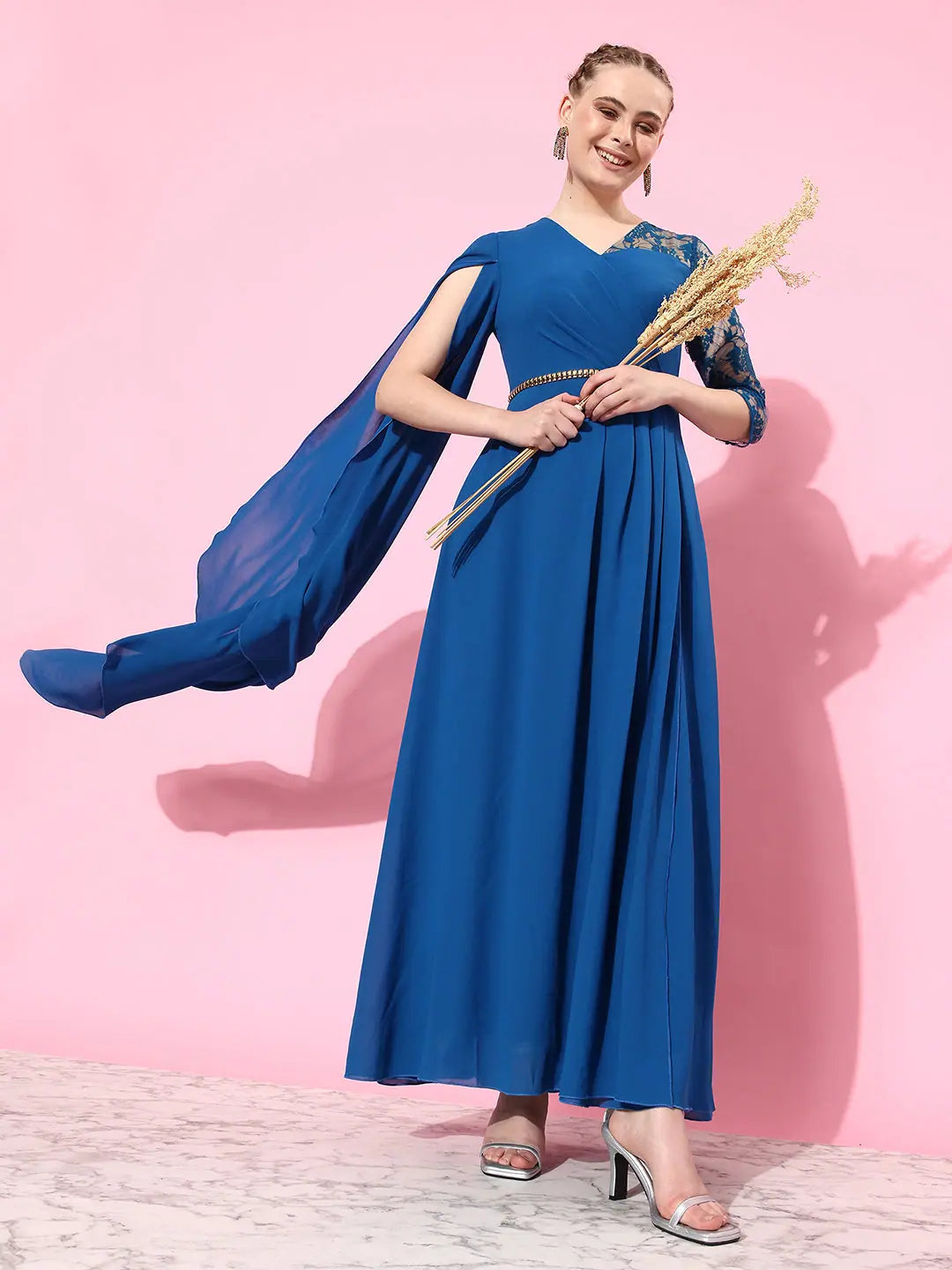 Seasonal Fashion Riding Through The City Long Sleeved Maxi Dress Royal Blue