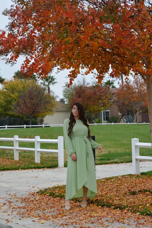 Elegant Clothing Paris Mint Maxi Dress