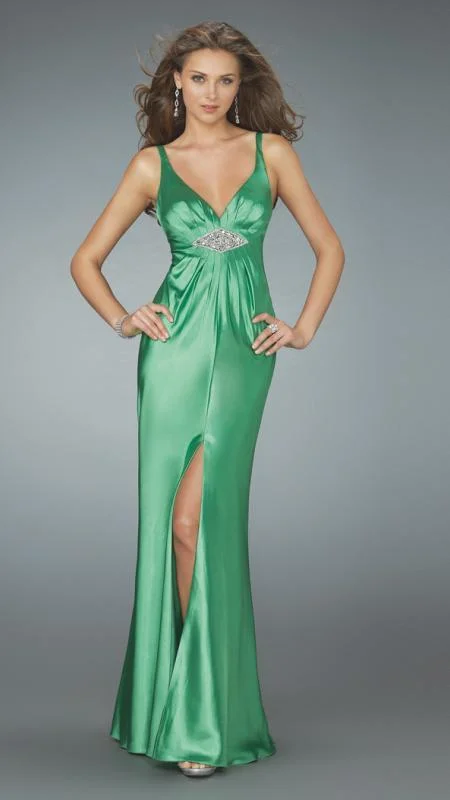 Luxury Fashion La Femme - 14600 Resplendent Halter-Style Sheath Gown with Center Slit