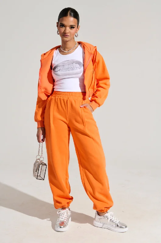 Explore What's New LOVER OVERSIZED JOGGER IN ORANGE