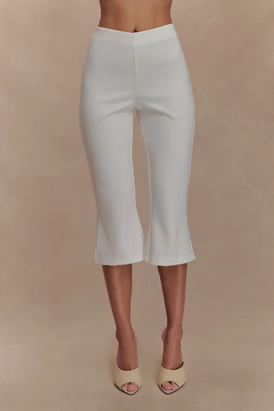 Unleash Your Style Layla Flared Crepe Capri Pants - White