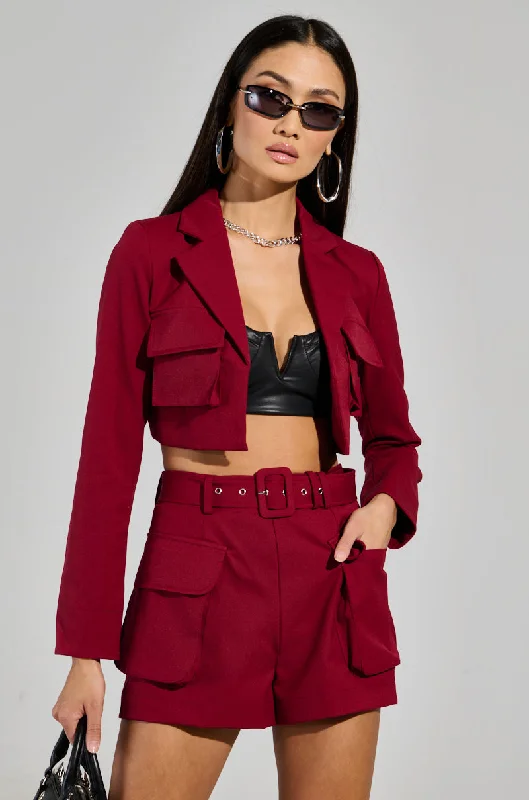 Crazy Discounts, Hurry Up BETTER LUCK CROP BLAZER IN BURGUNDY