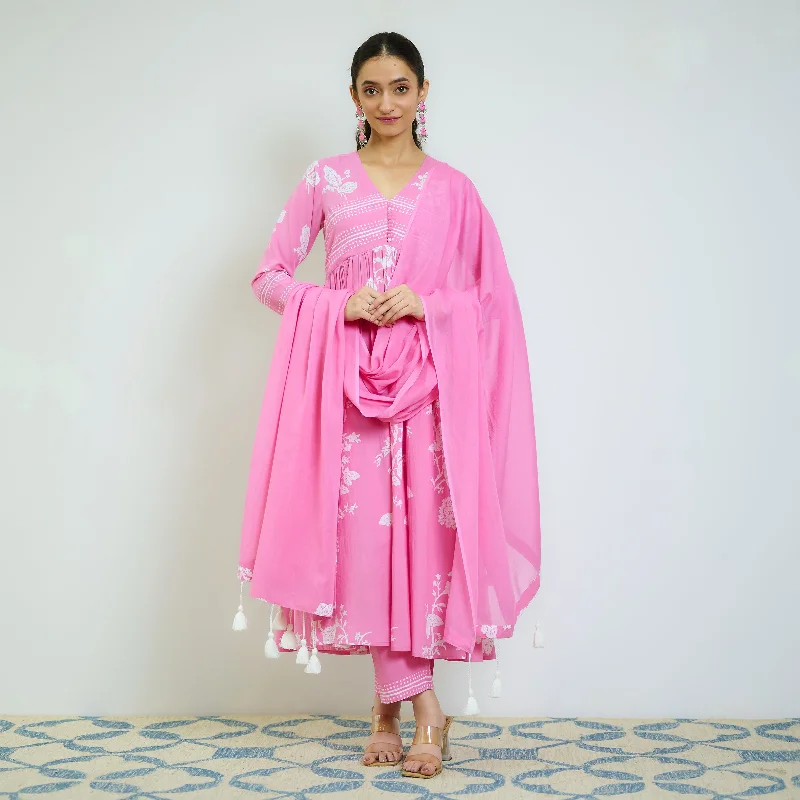 Elegant Simplicity Wardrobe Zehra Pink Cotton Kurta Set with Mul Cotton Dupatta & Tassel Detail