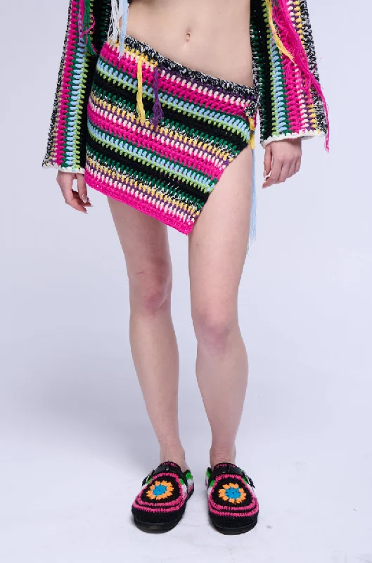 The Good Stuff IN MY ELEMENT CROCHET KNIT MINI SKIRT