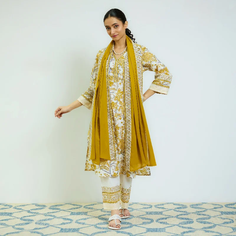 Dive Into Trendy Styles Ochre Yellow Sanganeri Printed Cotton Kurta Set with Contrast Mul Cotton Dupatta