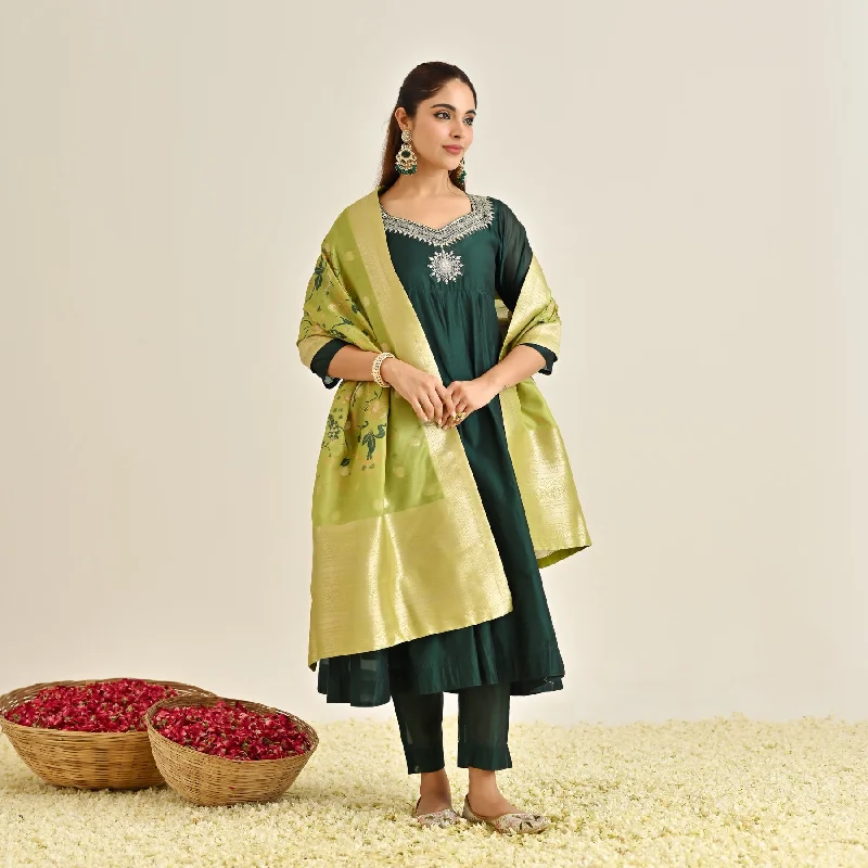 Fast Fashion Favorites Emerald Green Festive Anarkali Set with Brocade Dupatta